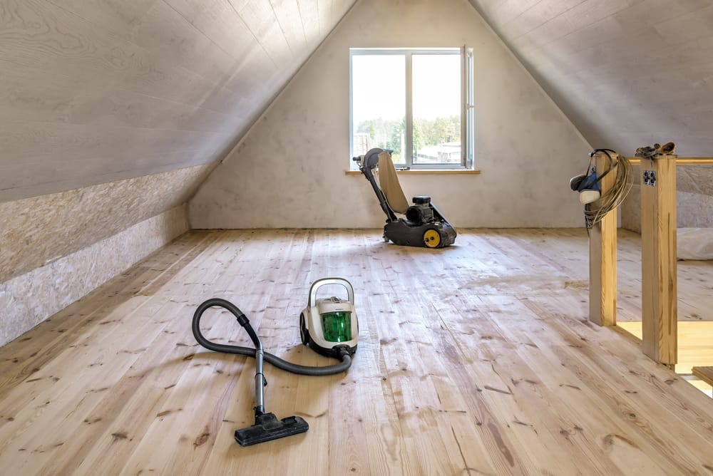 Cleaning,Wooden,Floor,With,Vacuum,Cleaner,After,Sanding,,Grinding,Renovation,
